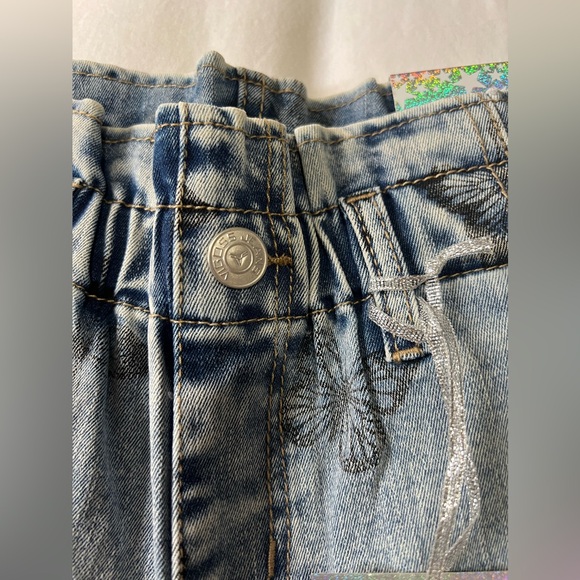 Vigoss Stretch Denim Butterfly Shorts NWT - Picture 3 of 6